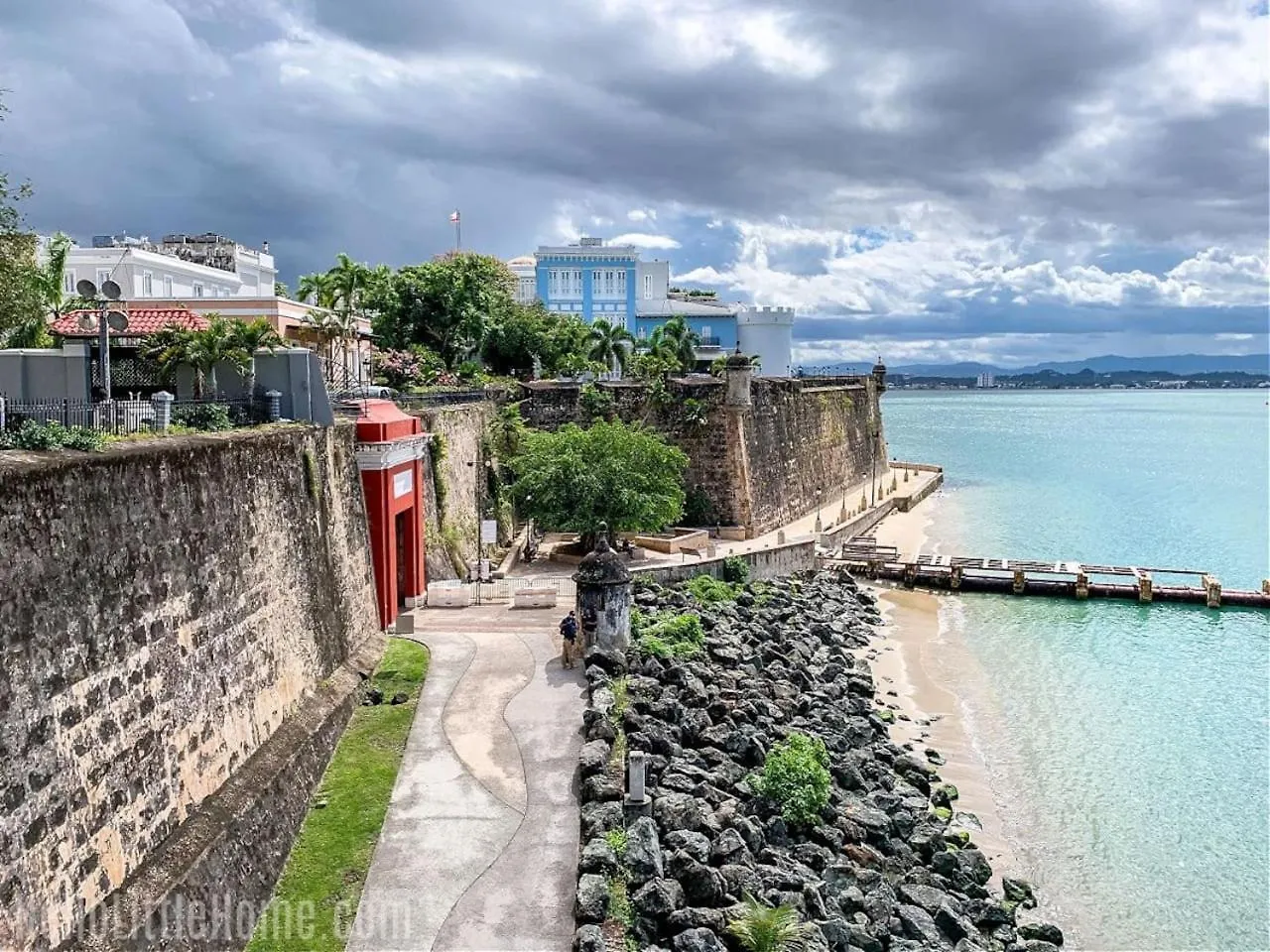 Relaxing Private Room Near San Juan Hotspots 公寓